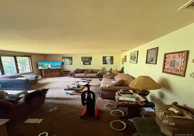 Homes for sale in Shawangunk, NY | 11 Chase Rd, Shawangunk, NY 12589 | MLS# 923815
