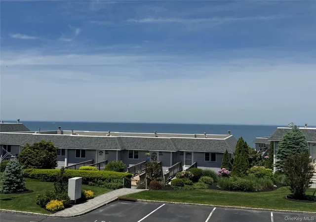 26th image of 3105 Bluffs Dr S, Calverton, NY 11933 | MLS# 924046