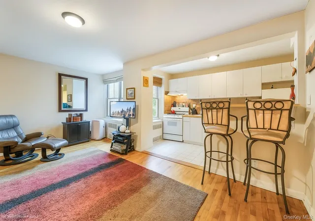 2nd image of 39 50 52nd Sts #1B, Woodside, NY 11377 | MLS# 924064