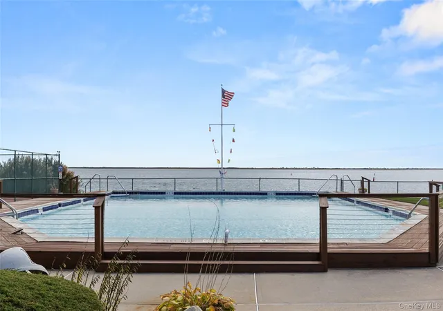 15th image of 441 Mariners Way, Copiague, NY 11726 | MLS# 924115