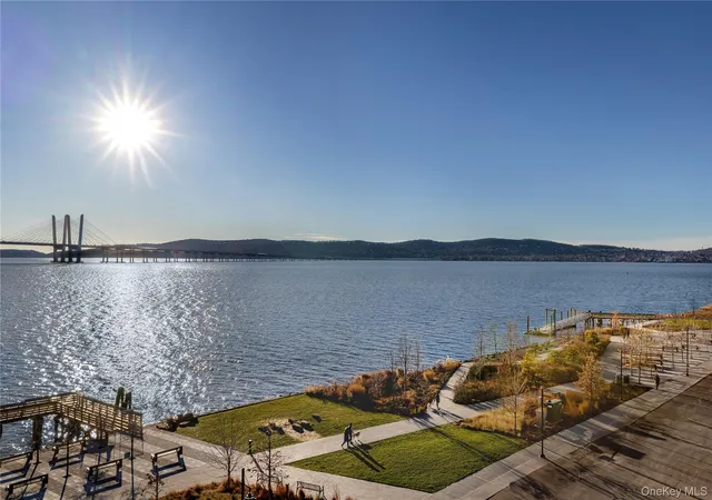 19th image of 4 Lighthouse Lndg #210, Tarrytown, NY 10591 | MLS# 924705