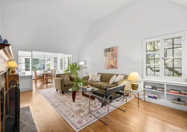 5th image of 89 Edgewood Ave, Mamaroneck, NY 10538 | MLS# 924755