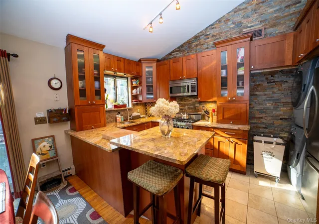 5th image of 30 Long Bow, Wading River, NY 11792 | MLS# 925064