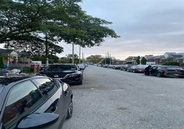 4th image of 11625 168Th St, Jamaica, NY 11434 | MLS# 925286