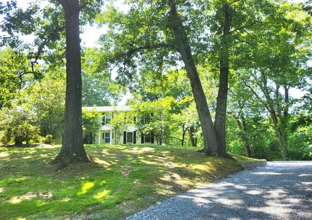 1st image of 15 Blue Jay Dr, Newburgh (town), NY 12550 | MLS# 925641