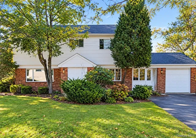 Photo 1 of Single family home for sale at 1 Concord Dr, Monsey, NY 10952 | MLS# 925862 | Listing updated on 2026-10-21