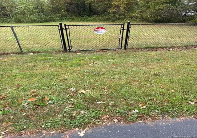 1st image of Lot Avondale Dr, Brookhaven, NY 11967 | MLS# 925936