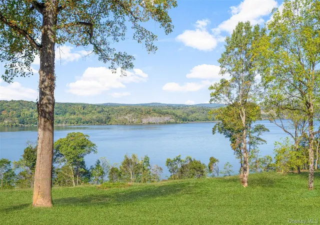 Photo 2 of Single family home for sale at 660 Wheeler Hl Rd, Wappinger, NY 12590 | MLS# 926190 | Listing updated on 2026-08-04