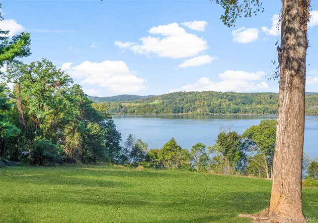 Photo 3 of Single family home for sale at 660 Wheeler Hl Rd, Wappinger, NY 12590 | MLS# 926190 | Listing updated on 2026-08-04