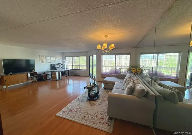 Photo 2 of Sale Pending at 100 High Point Dr #501, Hartsdale, NY 10530 | MLS# 926225 | Listing updated on 2026-03-23