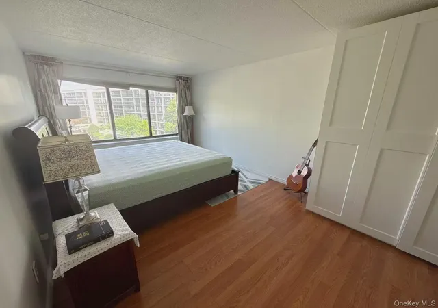 Photo 5 of Sale Pending at 100 High Point Dr #501, Hartsdale, NY 10530 | MLS# 926225 | Listing updated on 2026-03-23