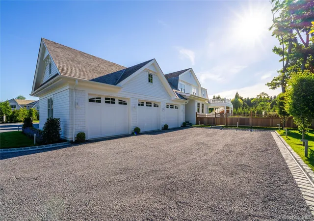 2nd image of 5 Michaels Way, Westhampton Beach, NY 11978 | MLS# 926441