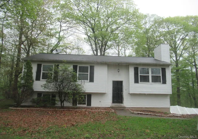 1st image of 11 Park Ln, Holmes, NY 12531 | MLS# 926453