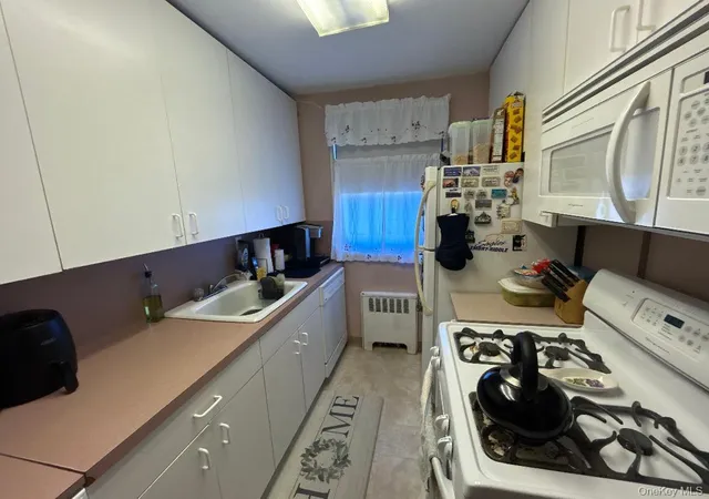 3rd image of 2139 N Orange Olive Rd, Orange, CA 92865