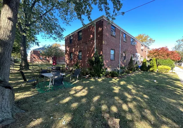 37th image of 17 84 166 #4-162, Whitestone, NY 11357 | MLS# 926869