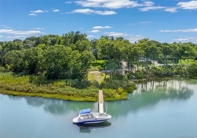 2nd image of 12 Fish Cove Rd, Southampton, NY 11968 | MLS# 926894