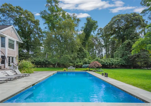Photo 4 of Single family home for sale at 12 Fish Cvs Rd, Southampton, NY 11968 | MLS# 926894 | Listing updated on 2026-07-02