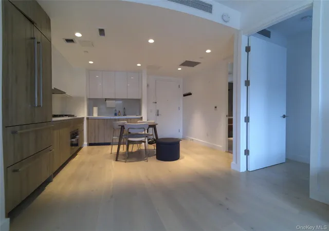 Photo 4 of Condo for sale at 136-18 Maple Ave #5E, New York, NY 11355 | MLS# 927087 | Listing updated on 2026-09-15