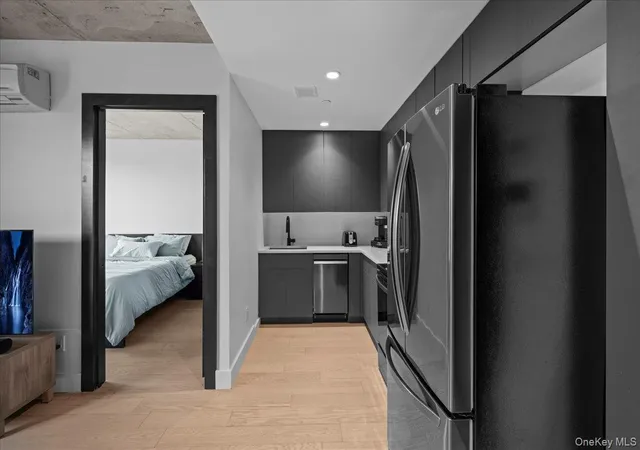 3rd image of 458 E 25Th St, New York, NY 11226