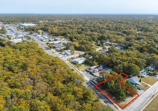 5th image of 574 Montauk Hwy, Shirley, NY 11967 | MLS# 927318
