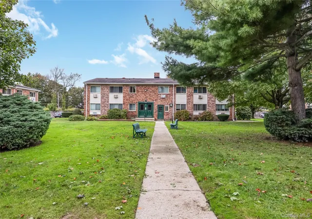 2nd image of 2449 Union Blvd, Islip, NY 11751