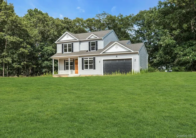 Photo 2 of Single family home for sale at 35 Evergreen Ave, Port Jefferson Station, NY 11776 | MLS# 927629 | Listing updated on 2026-09-25