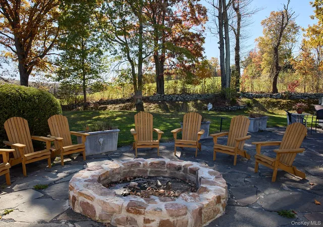 Photo 4 of Single family home for sale at 27 Westview Dr, Wallkill, NY 12589 | MLS# 927745 | Listing updated on 2026-08-31