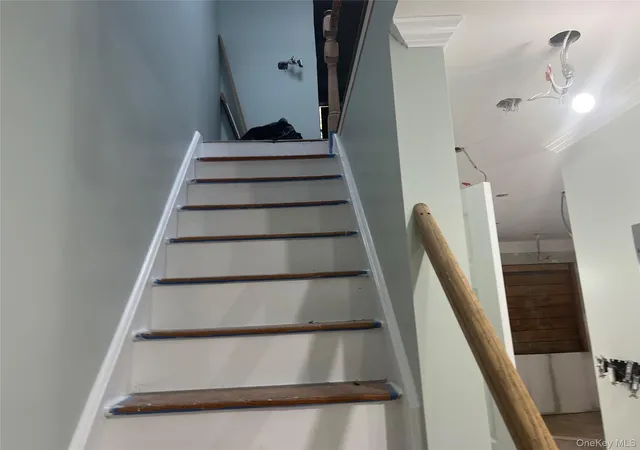 4th image of 3940 Deremier Ave, New York, NY 10466 | MLS# 928031