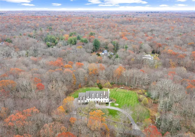 3rd image of 11 Lost Nations Rd, Lewisboro, NY 10576 | MLS# 928343