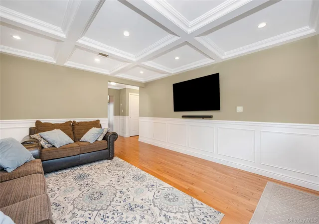 4th image of 2758 Harvard Pl, Hempstead, NY 11510 | MLS# 928528