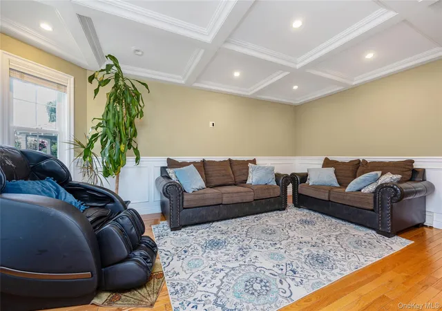5th image of 2758 Harvard Pl, Hempstead, NY 11510 | MLS# 928528