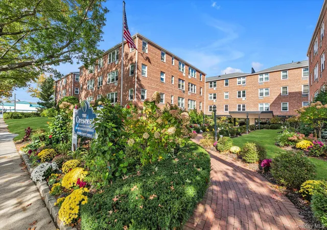 16th image of 290 Atlantic Ave #211, Hempstead, NY 11518 | MLS# 928764