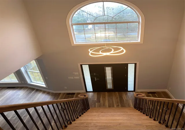 Photo 3 of Single family home for sale at 44 Roslyn Ridge Rd, Bethel, NY 12762 | MLS# 928783 | Listing updated on 2026-07-29