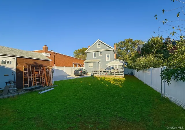 Photo 4 of Sale Pending at 14 Parsons Dr, Hempstead, NY 11550 | MLS# 928849 | Listing updated on 2026-02-07