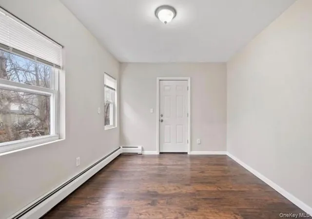 Photo 4 of Sale Pending at 418 S 7th Avenue, Mount Vernon, NY 10550 | MLS# 929226 | Listing updated on 2025-12-12