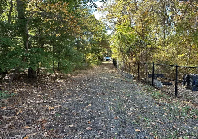4th image of 910 Flanders Rd, Southampton, NY 11901 | MLS# 929287