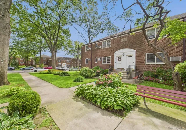 2nd image of 251 11 60th Ave #1, Little Neck, NY 11362 | MLS# 929345