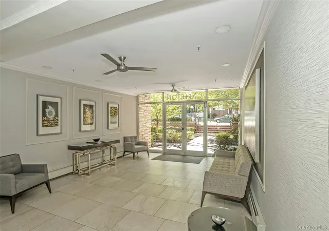 2nd image of 15 Hl Park Ave Ave, Great Neck, NY 11021