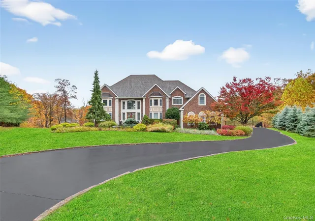 1st image of 15 Beaver Pond Ct, Stony Point, NY 10980 | MLS# 929590
