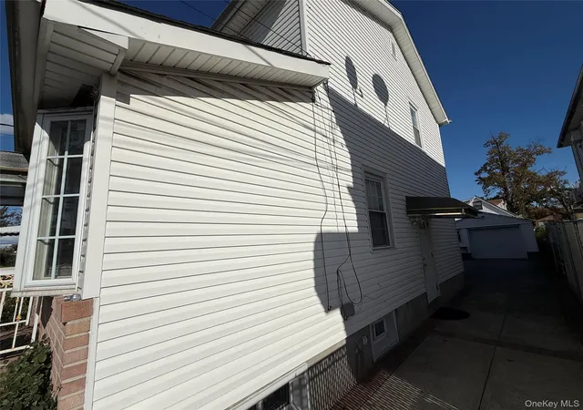 5th image of 136-29 220Th Pl 220Th Pl, Laurelton, NY 11413 | MLS# 929603