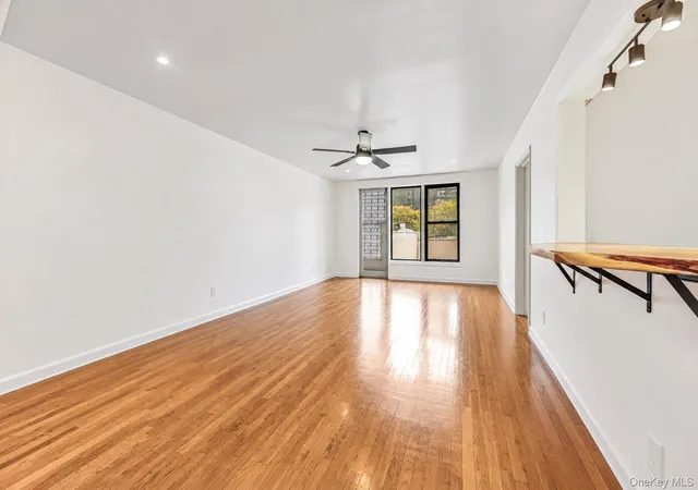 Photo 3 of Condo for sale at 2860 Bailey Ave #5D, Bronx, NY 10463 | MLS# 929628 | Listing updated on 2026-10-07