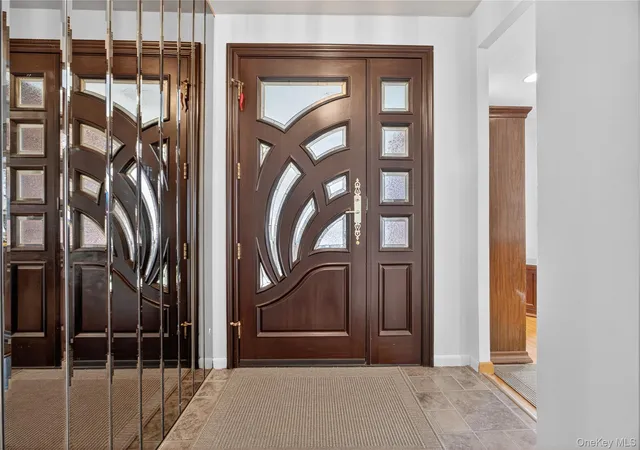 2nd image of 200 Mallory Ave, Staten Island, NY 10305 | MLS# 929651