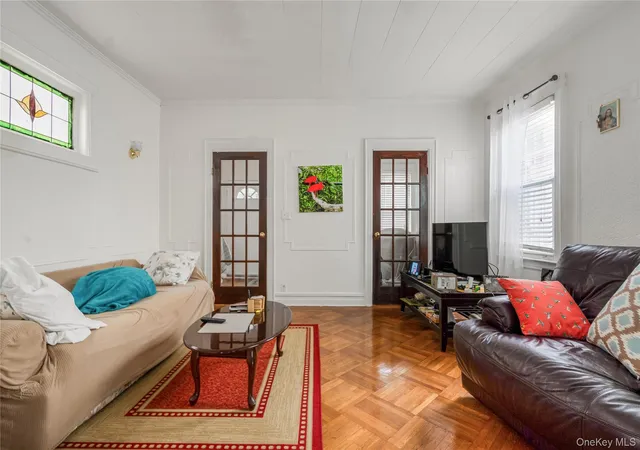 5th image of 10437 125Th St, South Richmond Hill, NY 11419 | MLS# 929742
