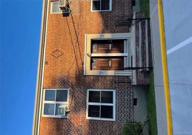 10th image of 35 12 205 St #259, Bayside, NY 11361 | MLS# 929867