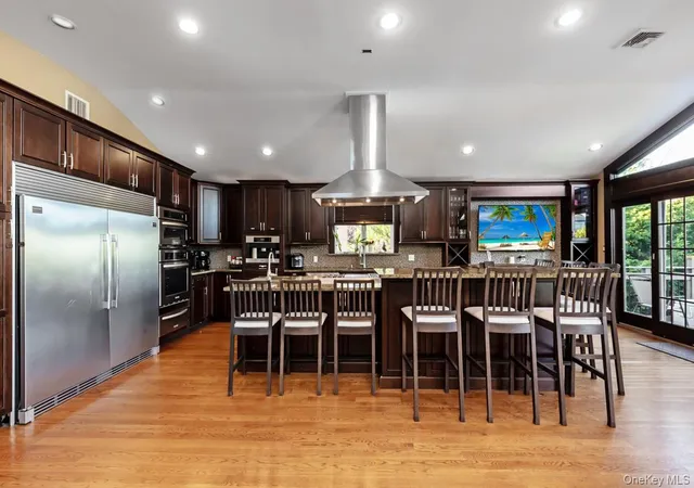 3rd image of 135 Ocean Ave, Massapequa, NY 11758 | MLS# 929906