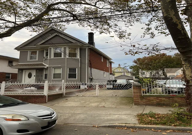 Photo 1 of Single family home for sale at 10423 90th Ave, Richmond Hill, NY 11418 | MLS# 930006 | Listing updated on 2026-05-29
