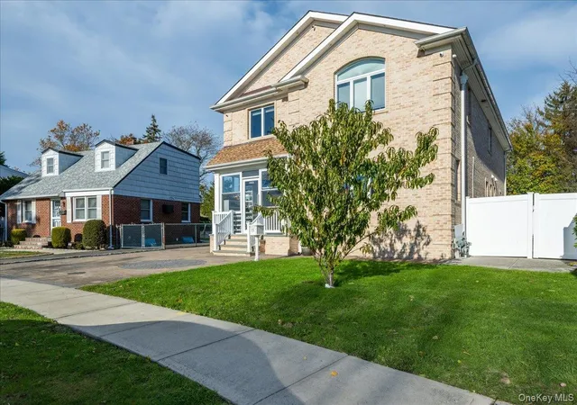 Photo 3 of Mansion for sale at 19 8th Street, Hicksville, NY 11801 | MLS# 930146 | Listing updated on 2026-05-01