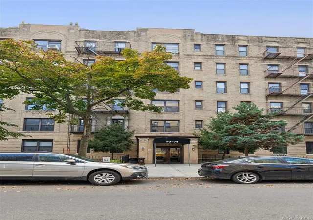 2nd image of 8374 Talbot St, New York, NY 11415
