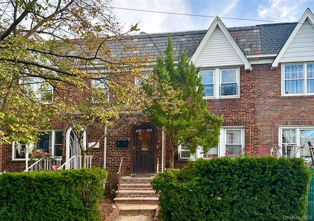 1st image of 96 06 134th Rd, New York, NY 11417 | MLS# 930390