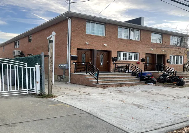 1st image of 182 04 91st Ave, Hollis, NY 11423 | MLS# 930528